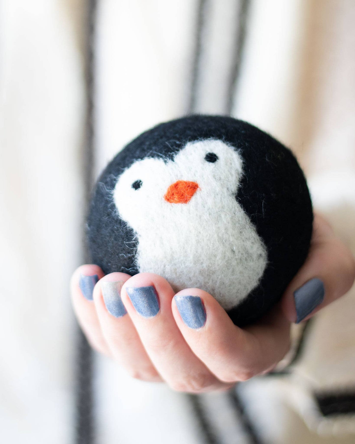 Cool Friends Eco Wool Dog Ball