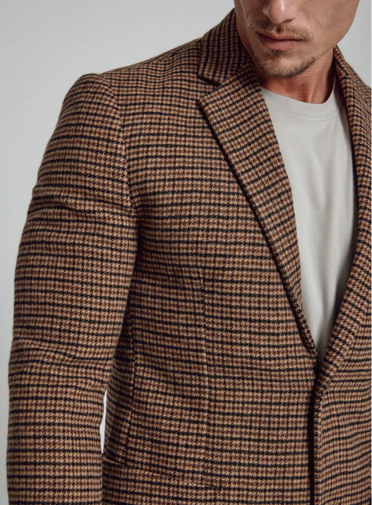7Diamonds, Men's houndstooth blazer, fully lined, square pockets. Rustic Chic Boutique of Mackinac Island, Michigan.