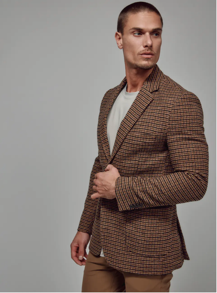 7Diamonds, Men's houndstooth blazer, fully lined, square pockets. Rustic Chic Boutique of Mackinac Island, Michigan.