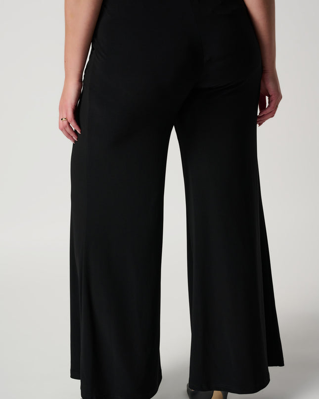 Joseph Ribkoff, black High-waisted Palazzo pants, slanted pockets. Women's srping collection. Mackinac Island boutique