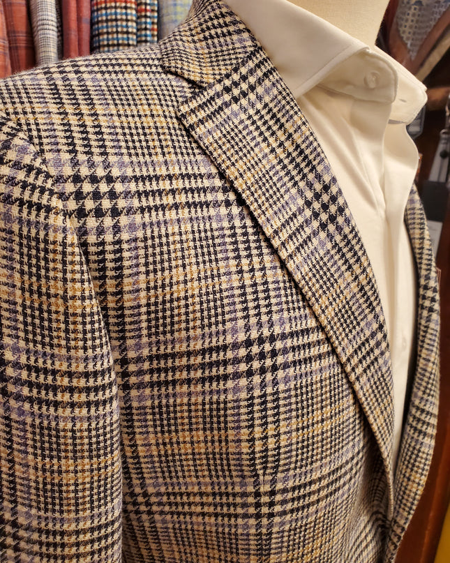 Italian Cream & Navy Houndstooth Sport Coat
