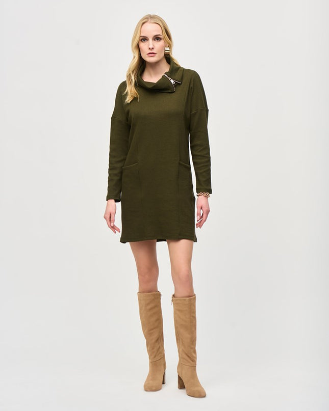 Needle Rib Zipper Collar Cocoon Dress