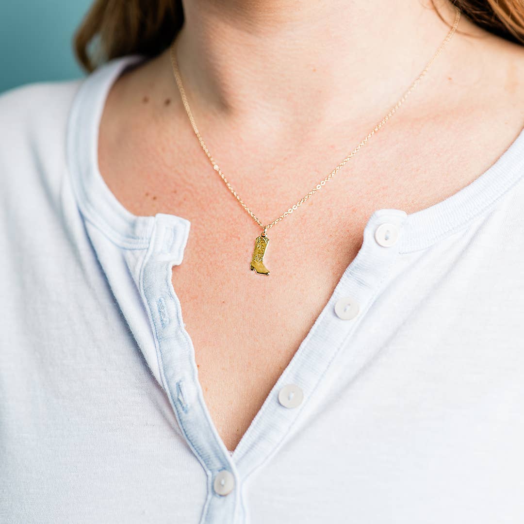 Cowgirl Boot Necklace: 18 Inch