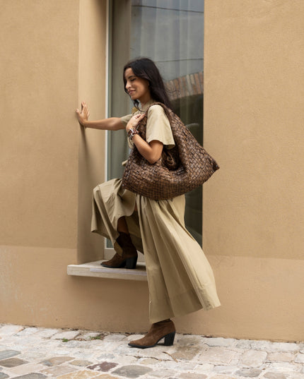 Shoulder Bag "ATENA" in garment-dyed cowhide leather with weaving