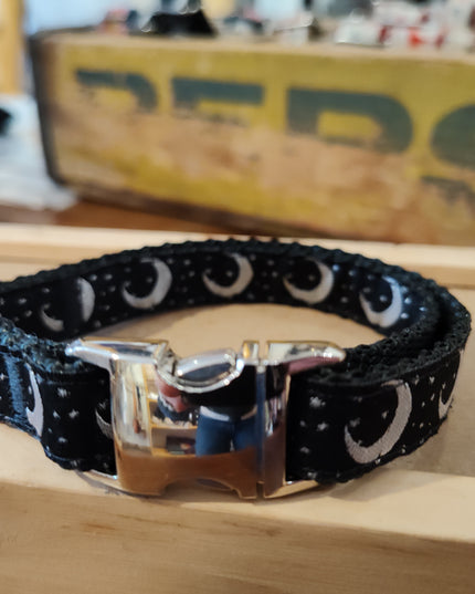 Moon Black Webbing