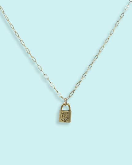 Love Lock Necklace: 18 Inch