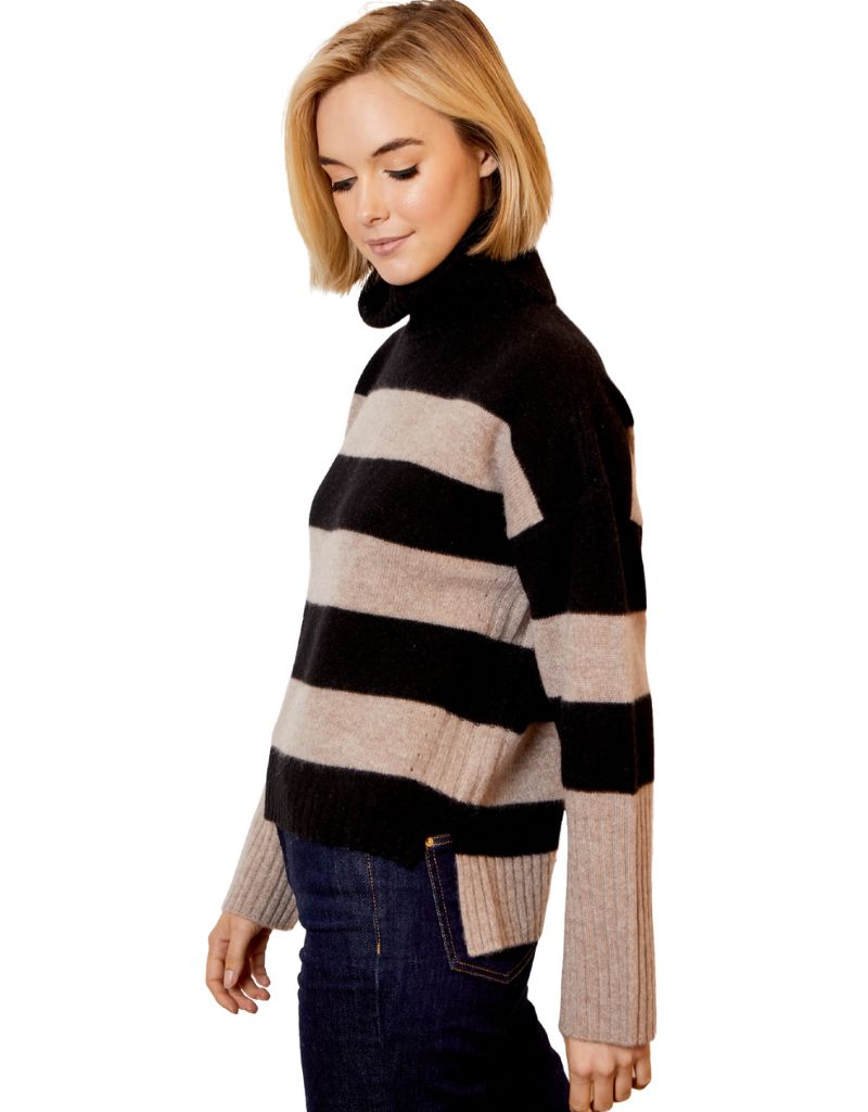 Color Block Turtleneck Black Combo